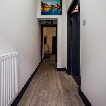 Chatham Lodge Cosy Large Double Room 1 Stoke-on-Trent Exterior photo